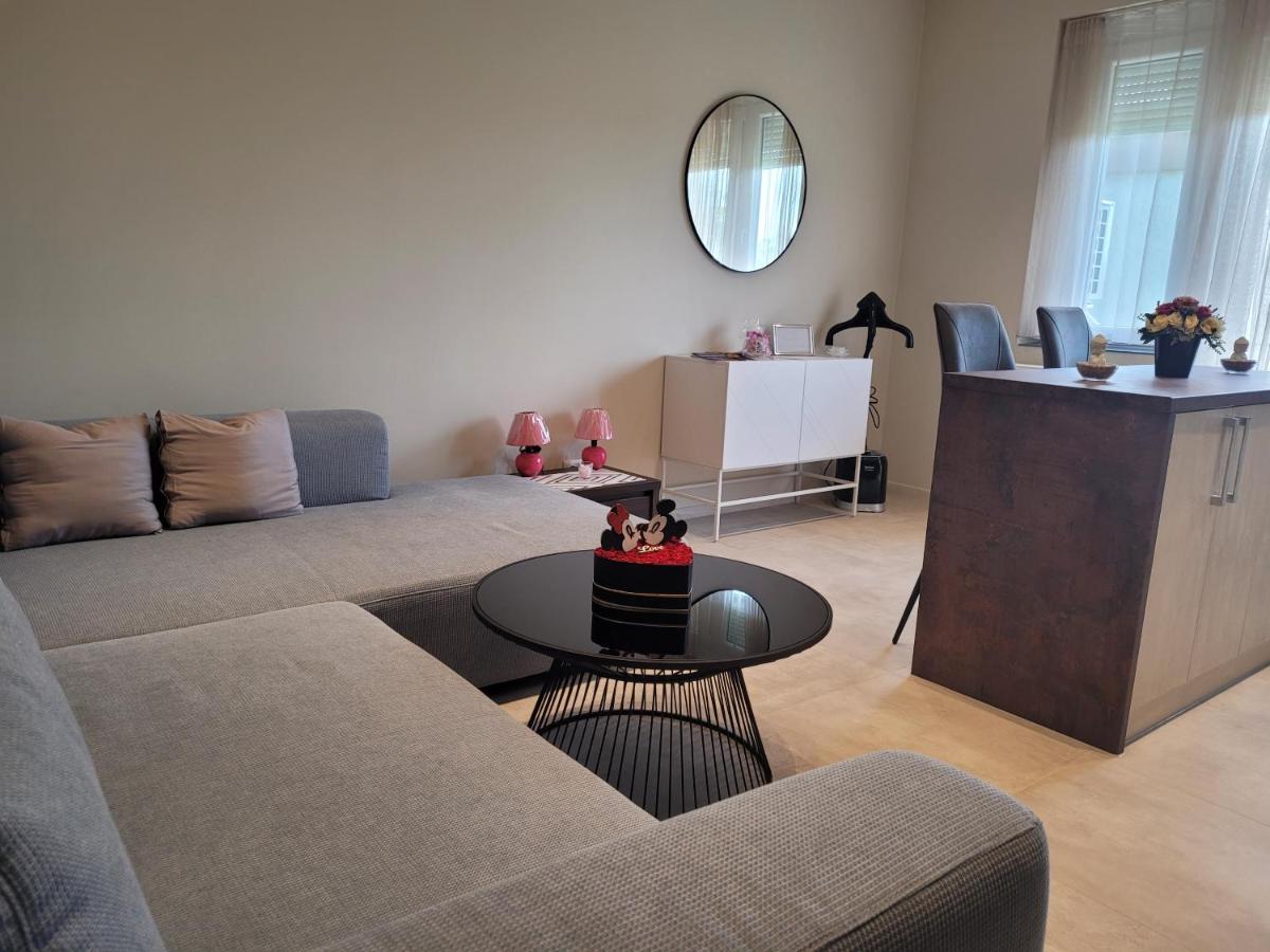 Lara II Apartman 데브레첸 외부 사진